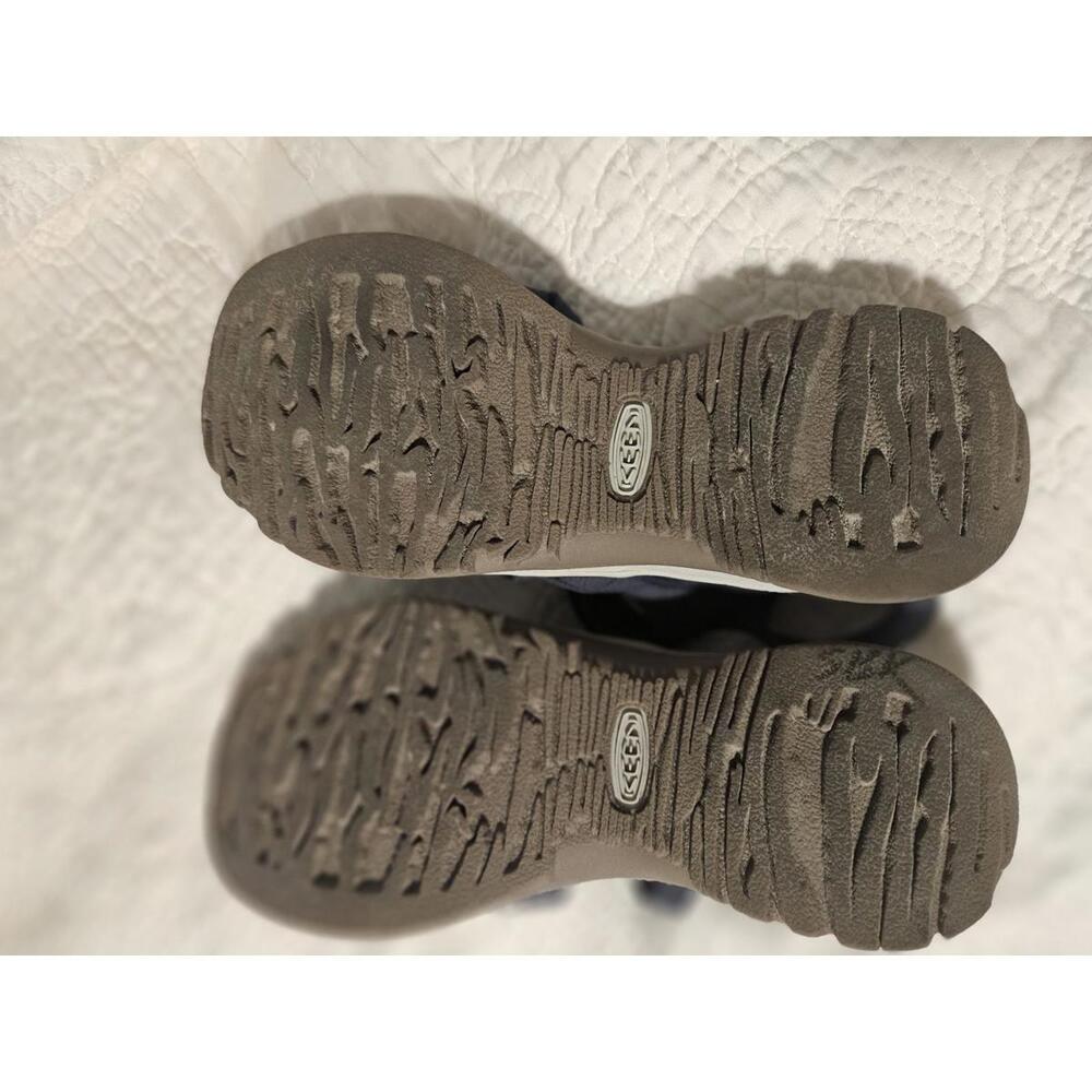 Keen sz 9.5 NEW sandals - Picture 4 of 5